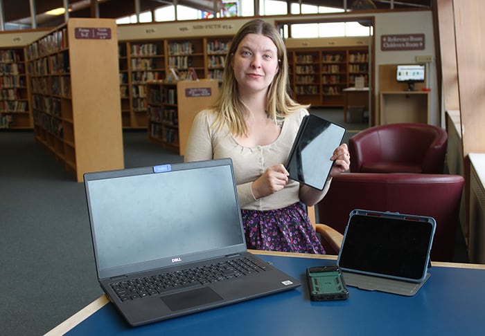 Library offers basic skills workshop for phones, tablets and more