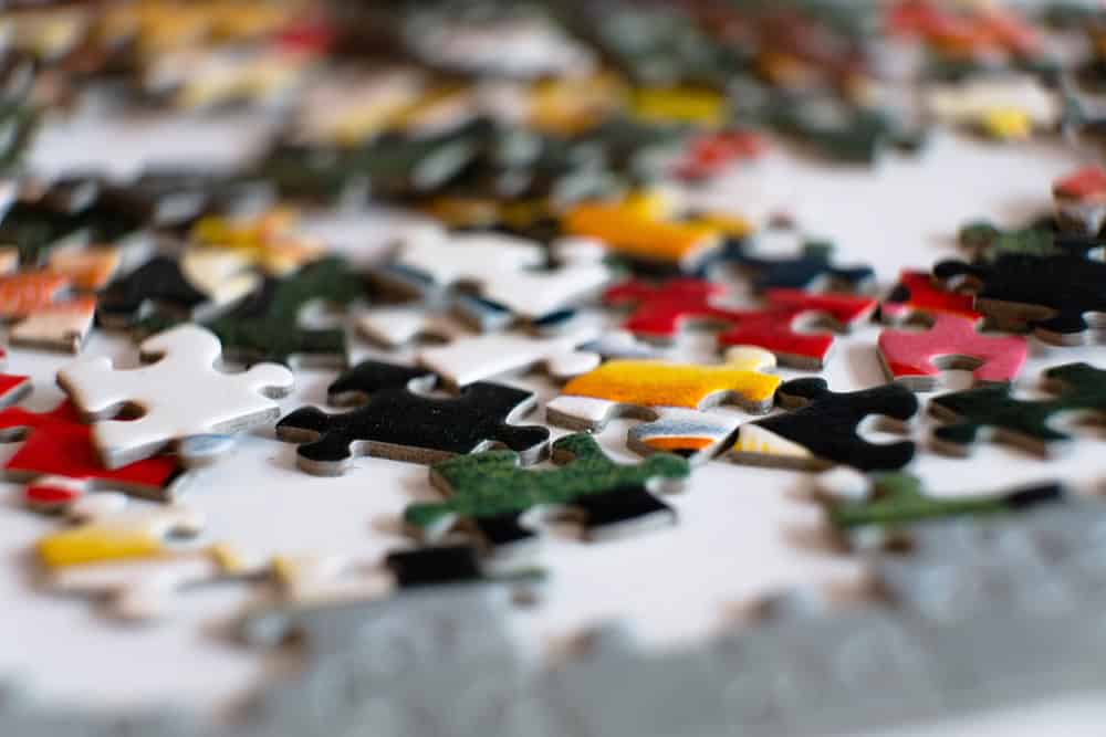 multi-coloured puzzle pieces